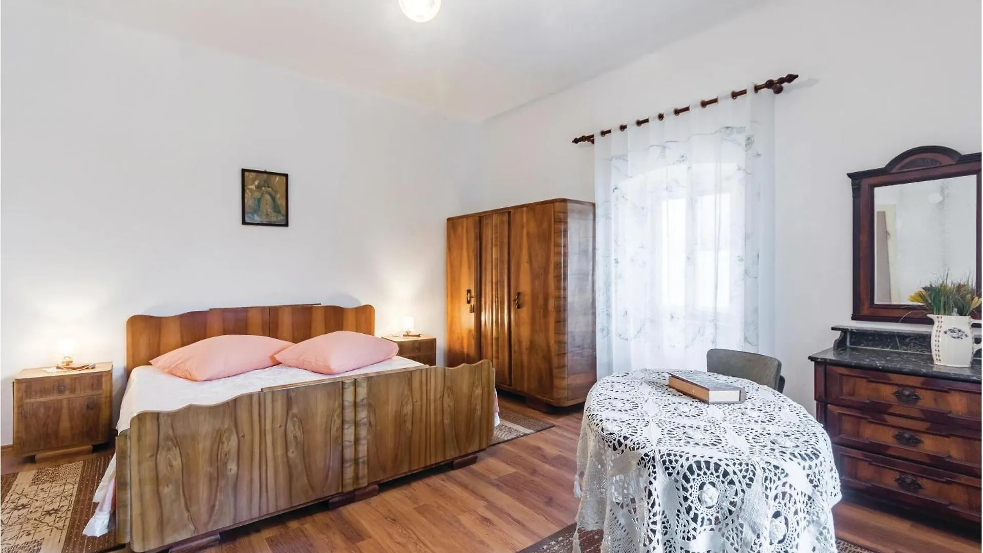 Cozy Apartment In Banjole With Wifi