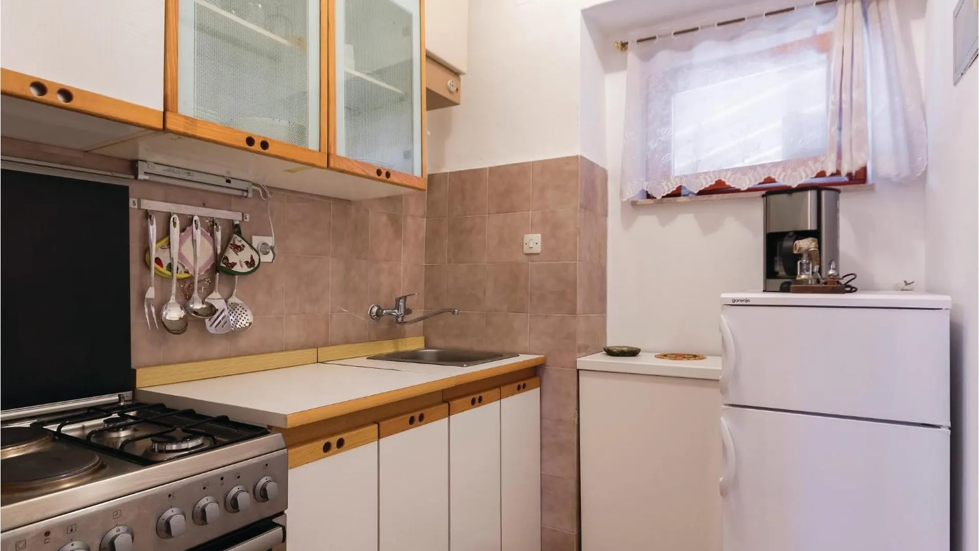Cozy Apartment In Banjole With Wifi